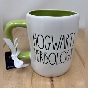 Rae Dunn Harry Potter HOGWARTS HERBOLOGY Mug White Double Sided Green Inside
